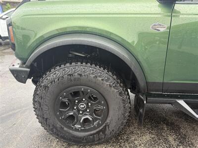 2022 Ford Bronco Wildtrak Advanced   - Photo 4 - Elkhart, IN 46514