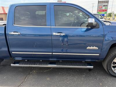 2017 Chevrolet Silverado 1500 High Country   - Photo 8 - Elkhart, IN 46514