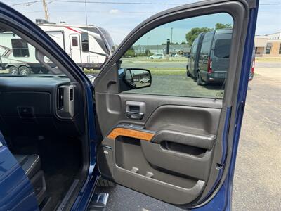 2017 Chevrolet Silverado 1500 High Country   - Photo 19 - Elkhart, IN 46514