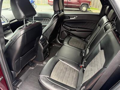 2020 Ford Edge SEL   - Photo 11 - Elkhart, IN 46514