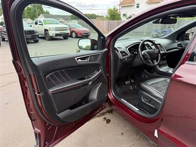 2020 Ford Edge SEL   - Photo 8 - Elkhart, IN 46514