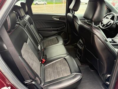 2020 Ford Edge SEL   - Photo 13 - Elkhart, IN 46514