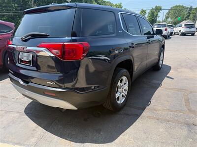 2017 GMC Acadia SLE   - Photo 11 - Elkhart, IN 46514