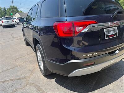 2017 GMC Acadia SLE   - Photo 9 - Elkhart, IN 46514