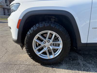 2021 Jeep Grand Cherokee L Laredo - Photo 3 - Elkhart, IN 46514