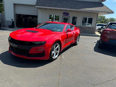 2019 Chevrolet Camaro SS   - Photo 2 - Elkhart, IN 46514