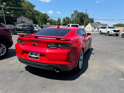 2019 Chevrolet Camaro SS   - Photo 6 - Elkhart, IN 46514