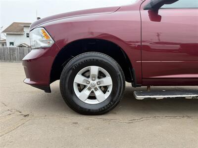 2018 RAM 1500 Tradesman   - Photo 3 - Elkhart, IN 46514