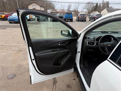 2018 Chevrolet Equinox LT   - Photo 9 - Elkhart, IN 46514