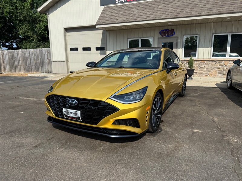 2020 Hyundai SONATA SEL PLUS - Photo 1 - Elkhart, IN 46514
