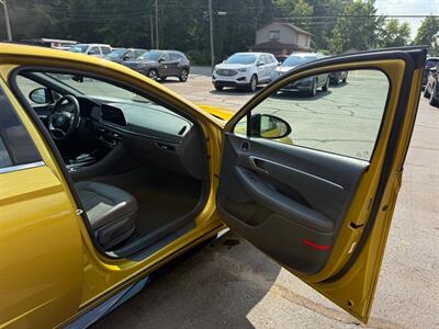 2020 Hyundai SONATA SEL PLUS   - Photo 15 - Elkhart, IN 46514