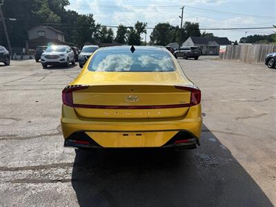 2020 Hyundai SONATA SEL PLUS   - Photo 6 - Elkhart, IN 46514