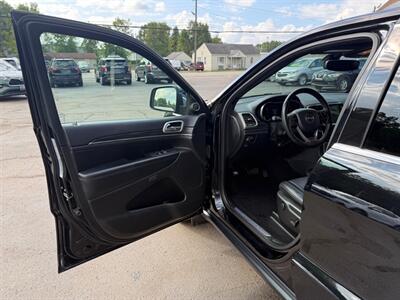 2019 Jeep Grand Cherokee LIMITED   - Photo 9 - Elkhart, IN 46514