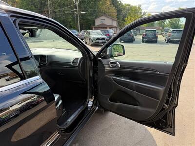 2019 Jeep Grand Cherokee LIMITED   - Photo 19 - Elkhart, IN 46514