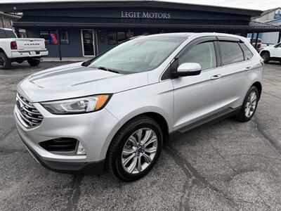 2019 Ford Edge Titanium   - Photo 2 - Elkhart, IN 46514