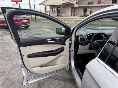 2019 Ford Edge Titanium   - Photo 10 - Elkhart, IN 46514