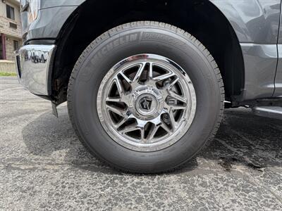 2016 Ford F-150 XLT   - Photo 3 - Elkhart, IN 46514