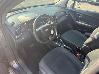 2019 Chevrolet Trax LS - Photo 9 - Elkhart, IN 46514