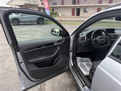 2018 Audi Q3 2.0T quattro Premium Plus - Photo 11 - Elkhart, IN 46514