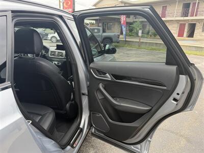 2018 Audi Q3 2.0T quattro Premium Plus - Photo 16 - Elkhart, IN 46514