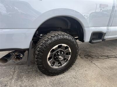 2024 Ford F-350 PLATINUM - Photo 18 - Elkhart, IN 46514