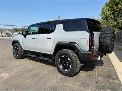 2024 GMC HUMMER EV 3X   - Photo 5 - Elkhart, IN 46514