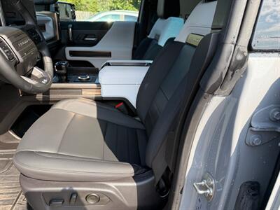 2024 GMC HUMMER EV 3X   - Photo 21 - Elkhart, IN 46514