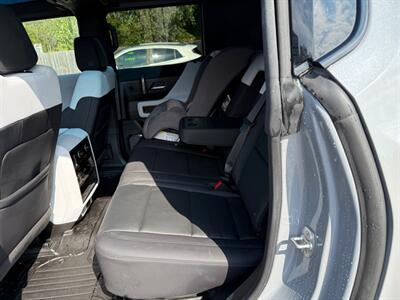 2024 GMC HUMMER EV 3X   - Photo 19 - Elkhart, IN 46514
