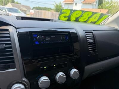 2013 Toyota Tundra CREWMAX SR5   - Photo 28 - Elkhart, IN 46514