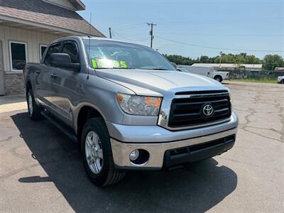 2013 Toyota Tundra CREWMAX SR5   - Photo 14 - Elkhart, IN 46514
