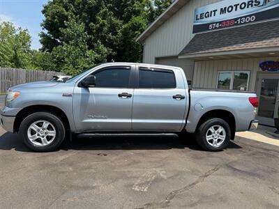 2013 Toyota Tundra CREWMAX SR5   - Photo 3 - Elkhart, IN 46514