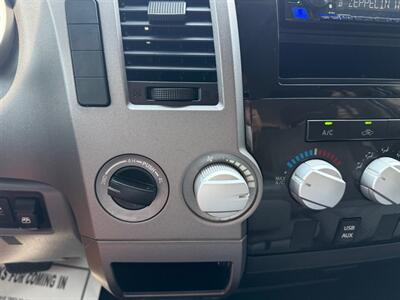 2013 Toyota Tundra CREWMAX SR5   - Photo 26 - Elkhart, IN 46514