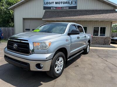 2013 Toyota Tundra CREWMAX SR5   - Photo 2 - Elkhart, IN 46514