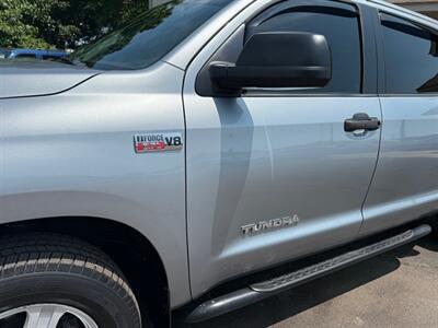 2013 Toyota Tundra CREWMAX SR5   - Photo 15 - Elkhart, IN 46514