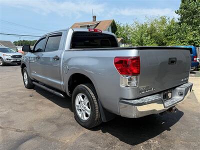 2013 Toyota Tundra CREWMAX SR5   - Photo 7 - Elkhart, IN 46514