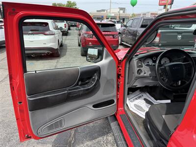 2011 Ford Ranger XLT - Photo 11 - Elkhart, IN 46514