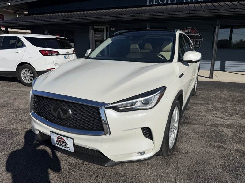 2019 INFINITI QX50 Luxe   - Photo 1 - Elkhart, IN 46514