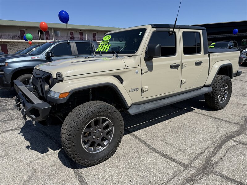 2020 Jeep Gladiator Overland  