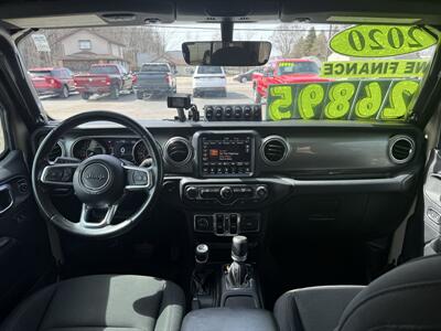 2020 Jeep Gladiator Overland   - Photo 19 - Elkhart, IN 46514
