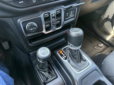 2020 Jeep Gladiator Overland   - Photo 23 - Elkhart, IN 46514