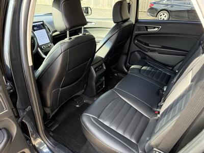 2023 Ford Edge SEL   - Photo 13 - Elkhart, IN 46514
