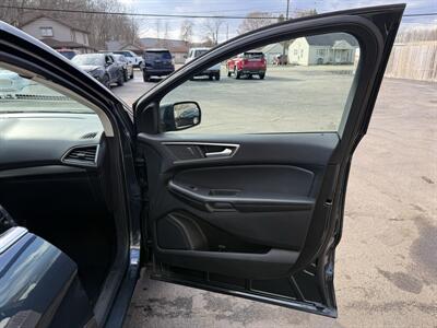 2023 Ford Edge SEL   - Photo 19 - Elkhart, IN 46514