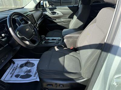 2019 Chevrolet Traverse LT Cloth - Photo 12 - Elkhart, IN 46514