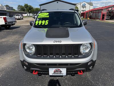 2017 Jeep Renegade Trailhawk   - Photo 10 - Elkhart, IN 46514