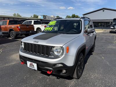 2017 Jeep Renegade Trailhawk   - Photo 1 - Elkhart, IN 46514