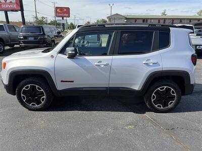 2017 Jeep Renegade Trailhawk   - Photo 4 - Elkhart, IN 46514