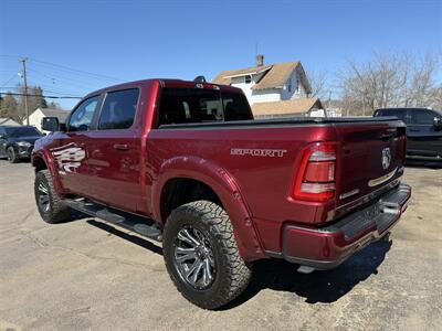 2021 RAM 1500 Big Horn   - Photo 5 - Elkhart, IN 46514