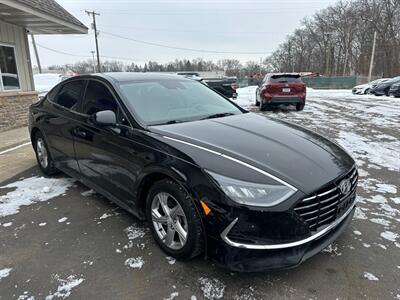 2020 Hyundai Sonata SE   - Photo 9 - Elkhart, IN 46514