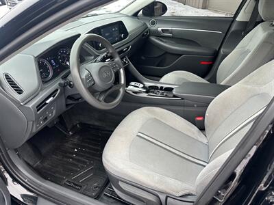 2020 Hyundai Sonata SE   - Photo 8 - Elkhart, IN 46514