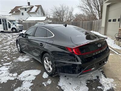 2020 Hyundai Sonata SE   - Photo 3 - Elkhart, IN 46514